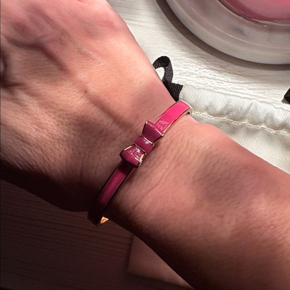 Kate Spade Gold and Pink Bow Bangle like new - Picture 4 of 7